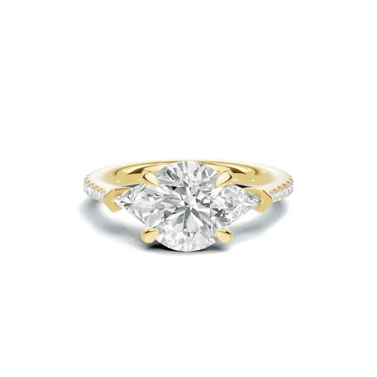 Elara Oval Bezel Ring